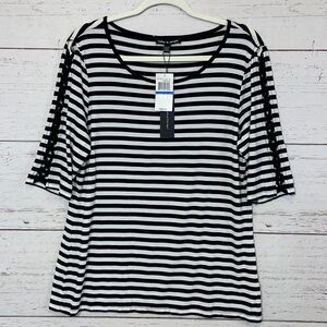 Cable & Gauge Black/White Striped Top w/ Open “Criss-Cross” 3/4 Sleeves, XL, NWT
